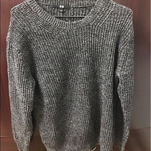 Uniqlo sweater